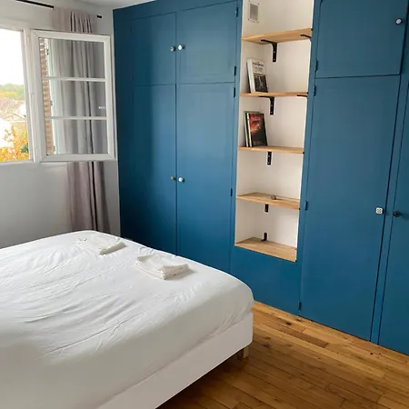Apartment 2 *